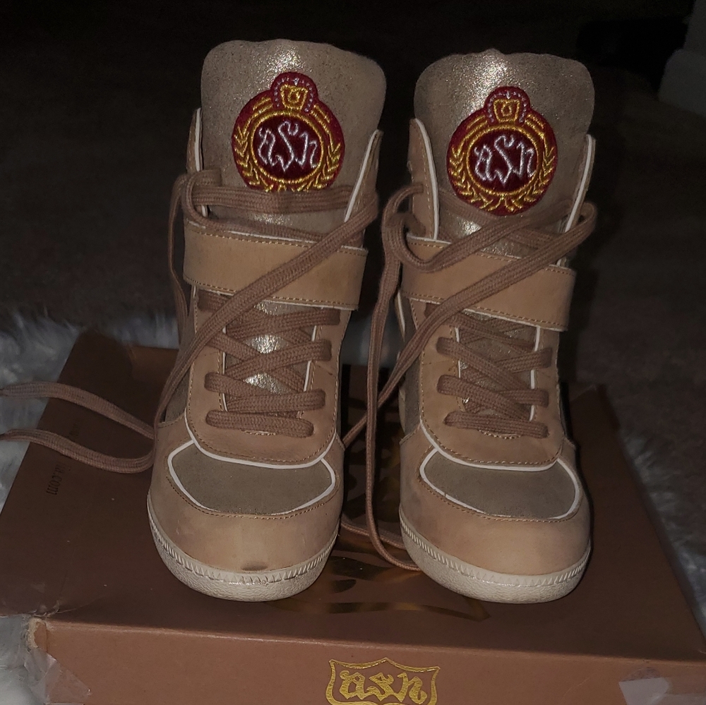 Ash wedge sneaker,size 8 tan and gold metallic